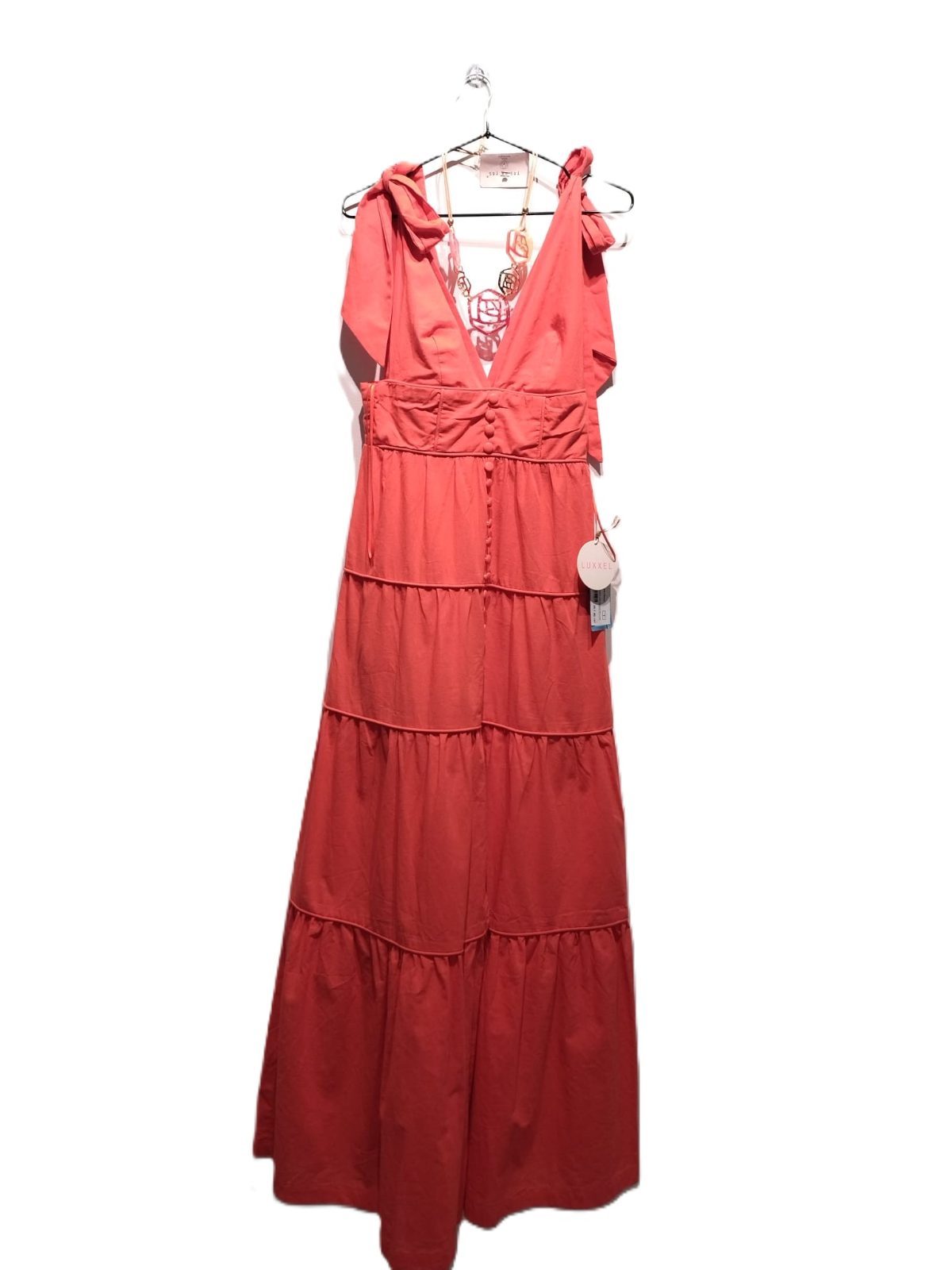 Luxxel Vestido